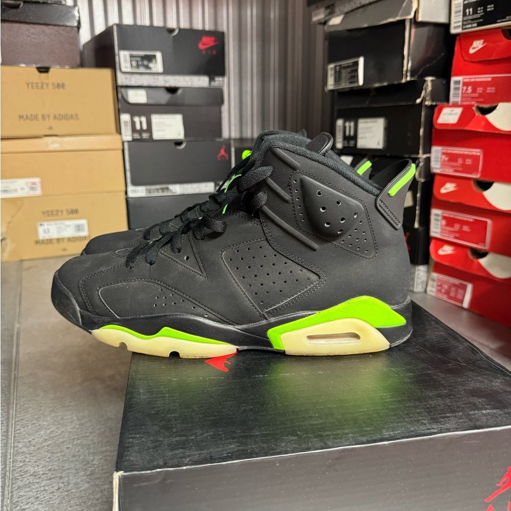 Used air Jordan 7s
